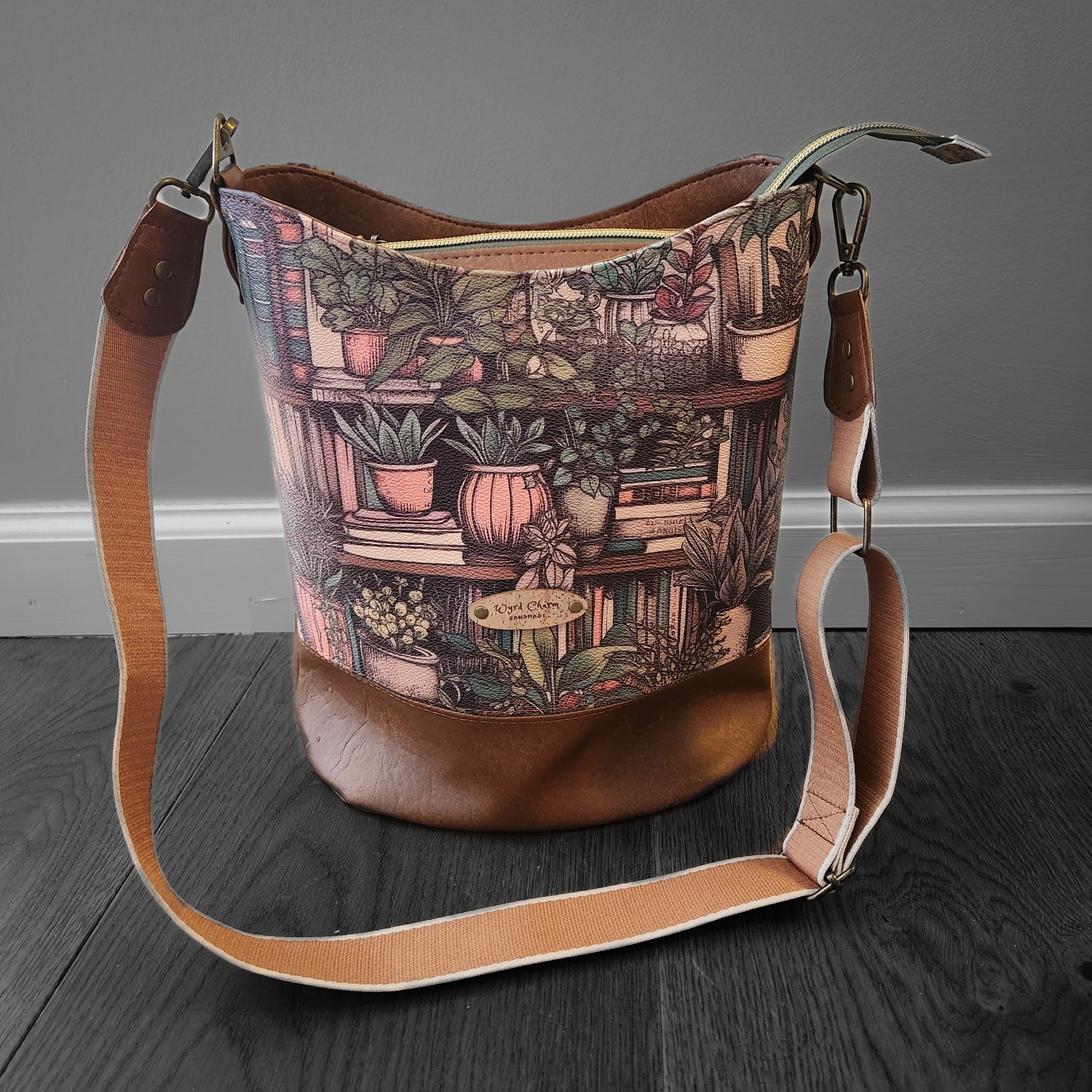 Shoulder Bags