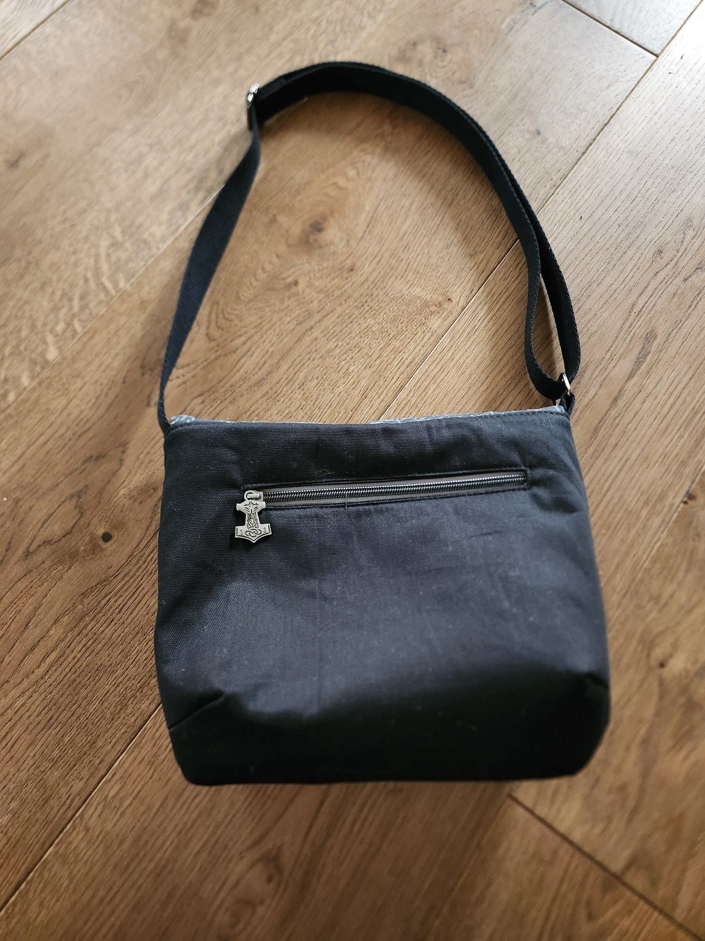 Vegvisir & Helm of Awe Crossbody Messenger Bag