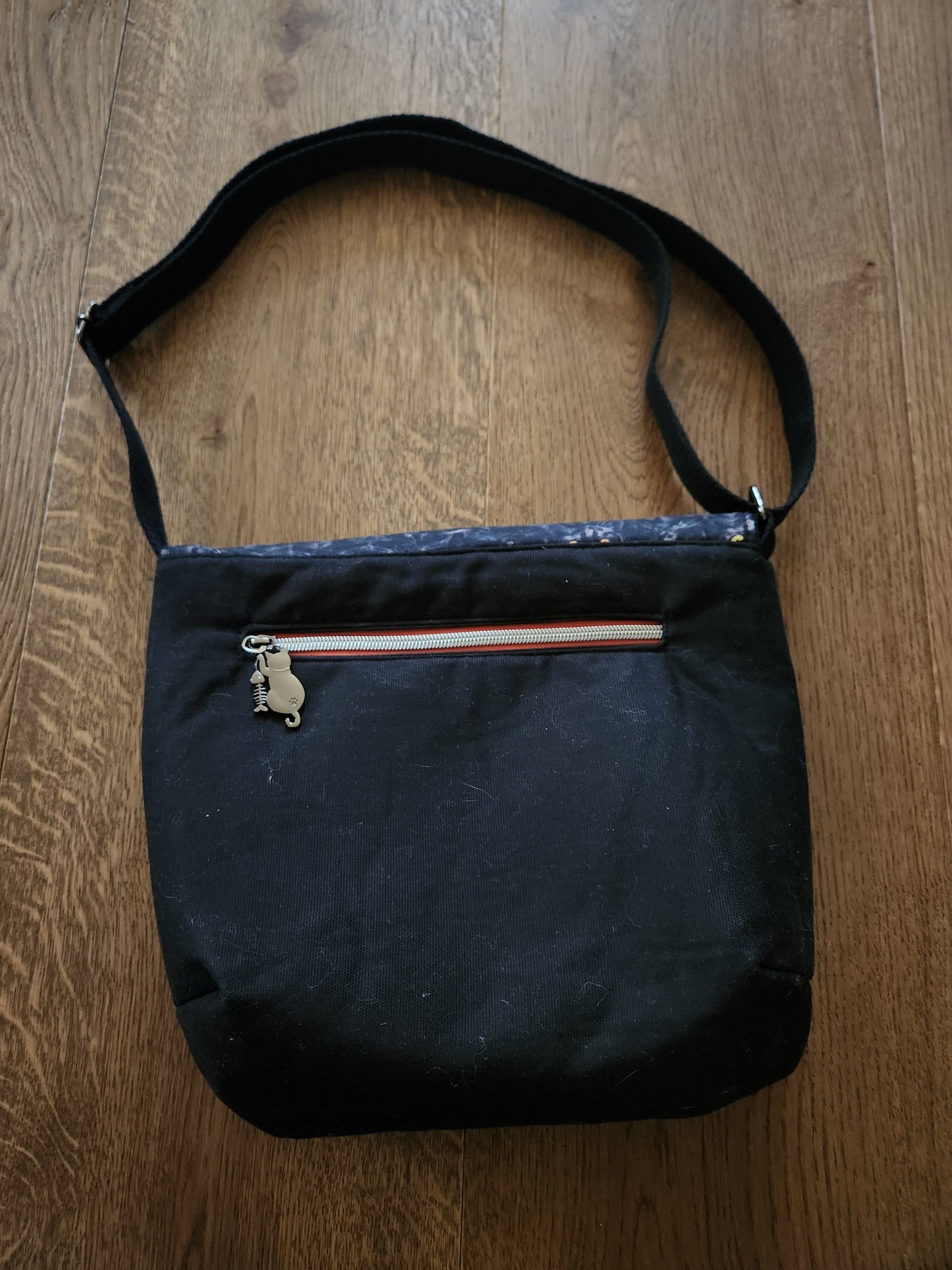 Black Cat Messenger Bag