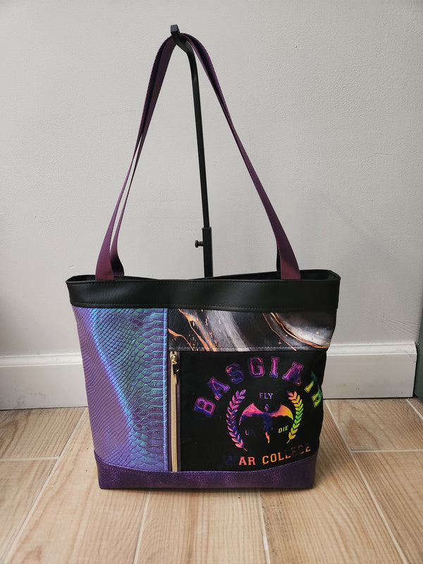 Basgiath War College Tote – Fly or Die