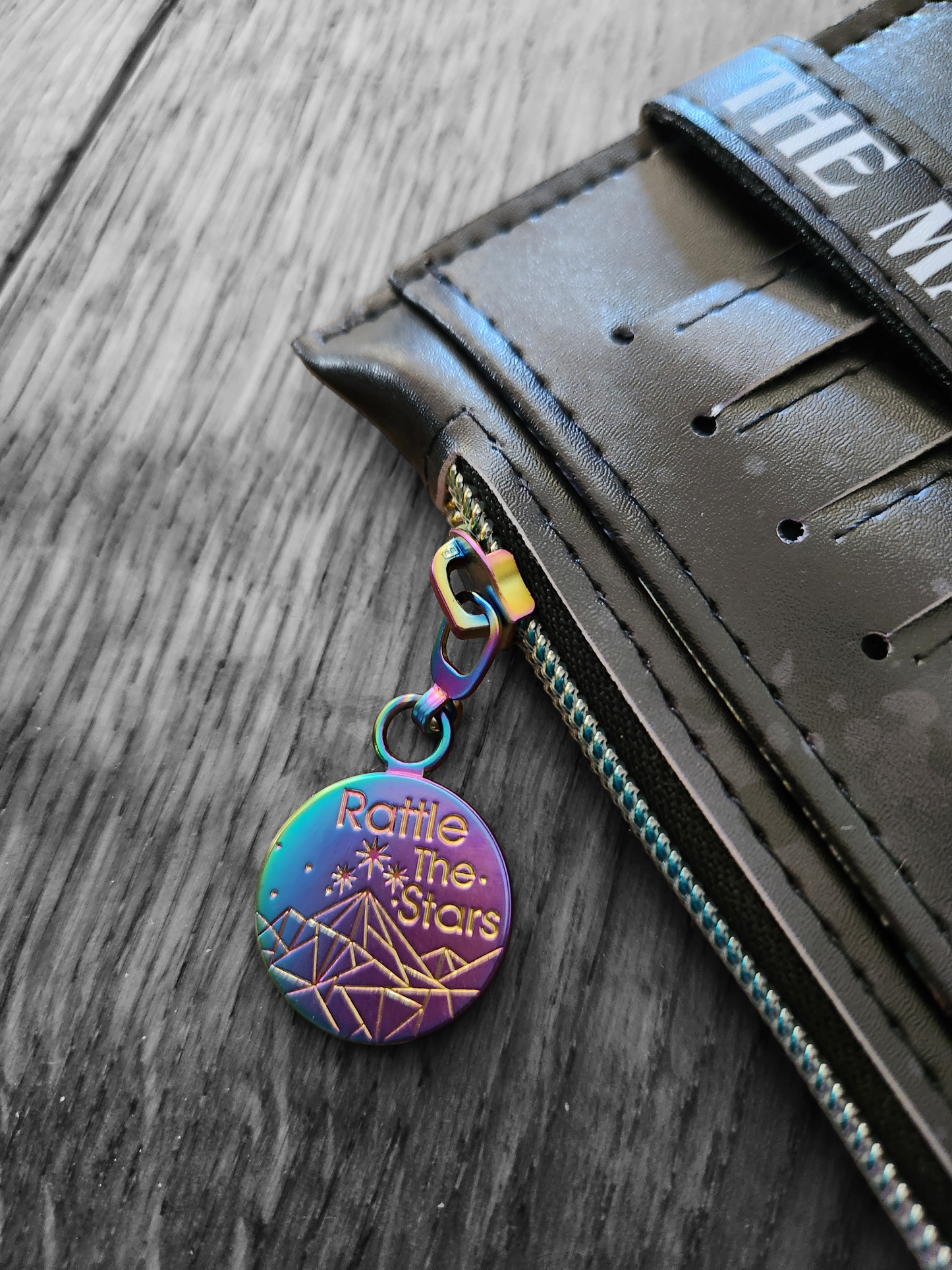 Maasverse “Maas Tour” Reader Wallet – Bookish Fantasy Purse Pal