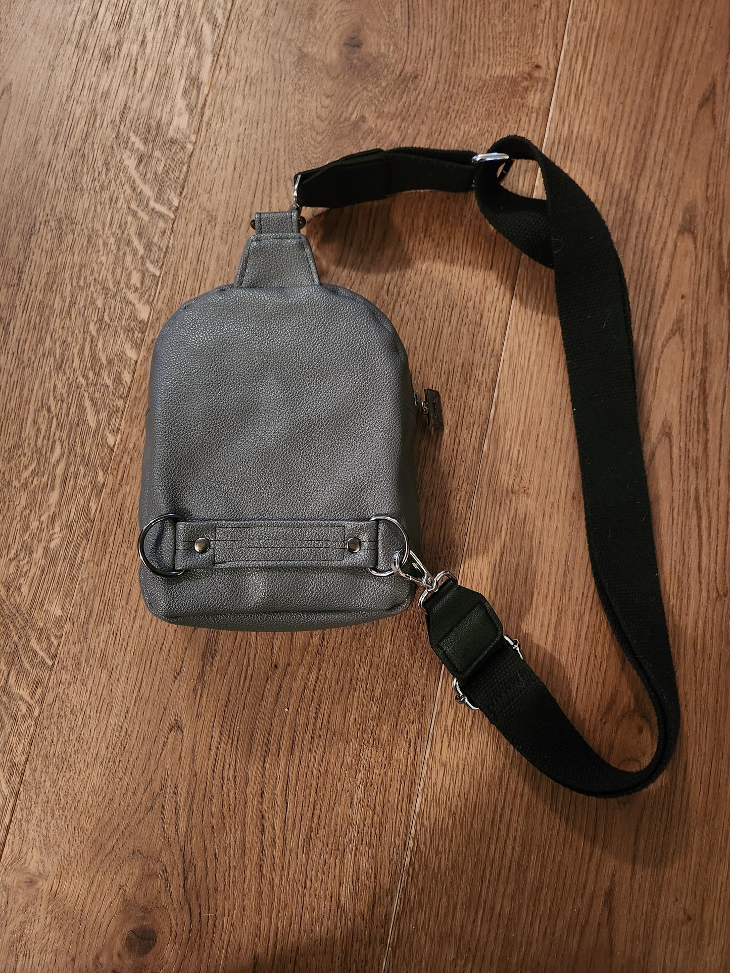 Hellfire Dice Sling Bag