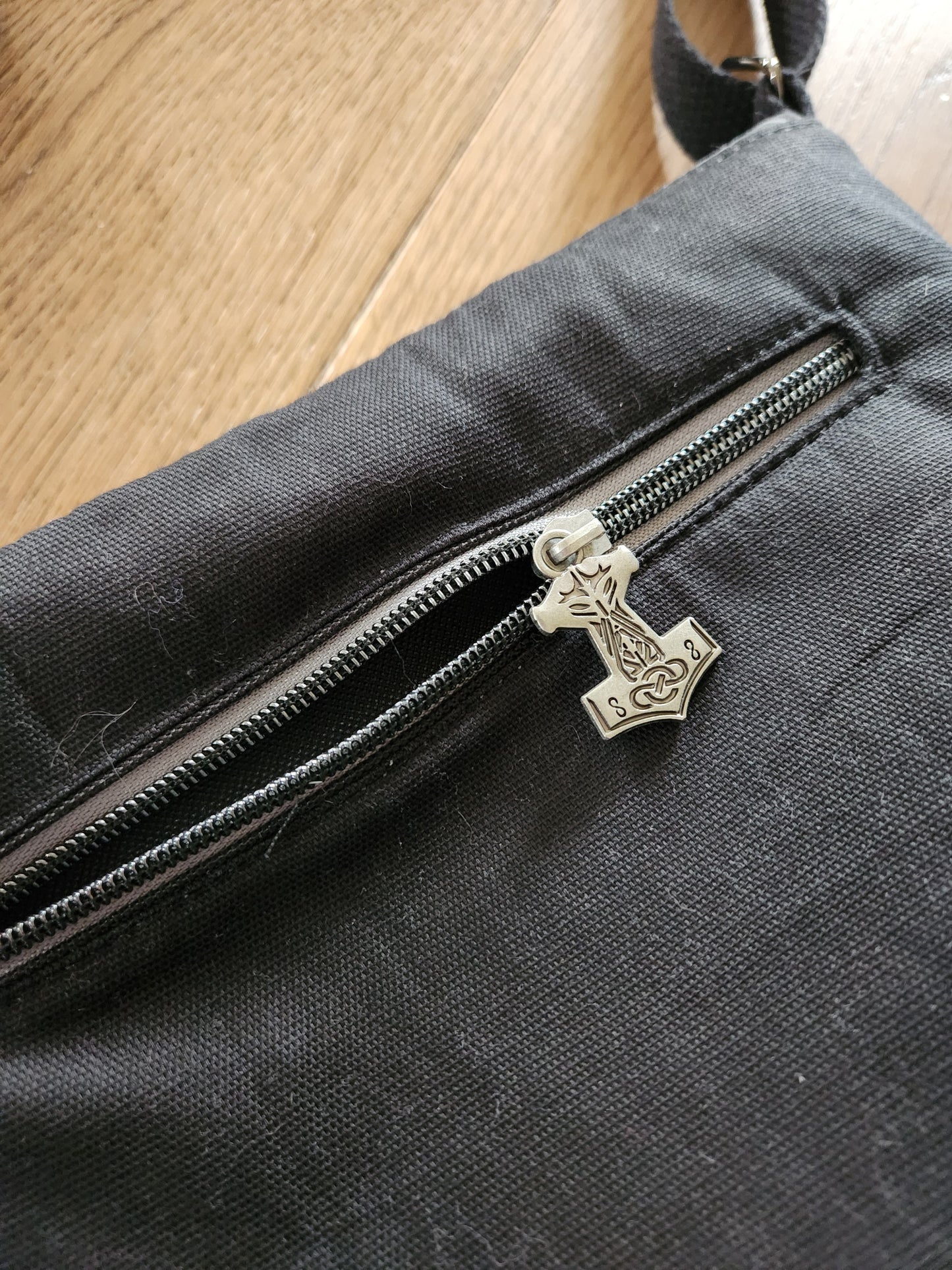 Vegvisir & Helm of Awe Crossbody Messenger Bag